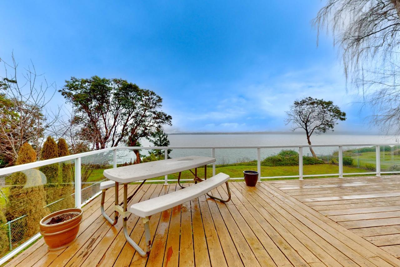 Camano Waterfront Delight Villa Bagian luar foto