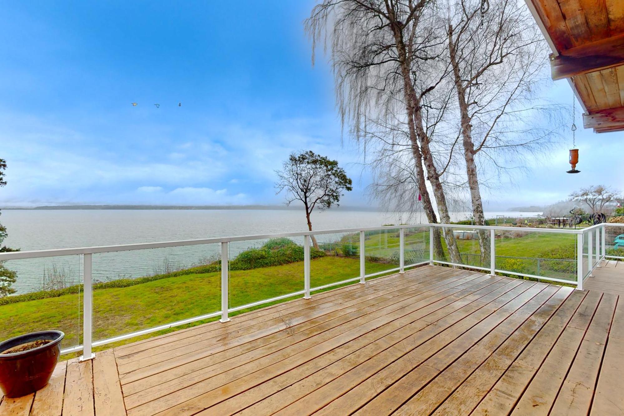 Camano Waterfront Delight Villa Bagian luar foto